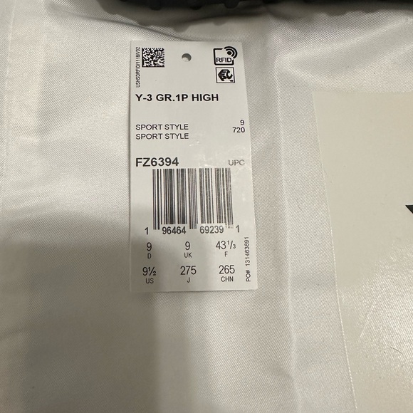 Y-3 High Sneakers - Picture 3 of 10